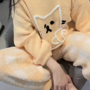 Ensembles de vêtements de nuit 2025 demi velours hiver pyjamas femmes épaissi coton <span class=keywords><strong>fille</strong></span> dessin animé décontracté doux pyjamas - Product Image 3