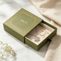 Boîte cadeau de luxe pour bijoux, écologique, recyclable, sur mesure, avec finition mate UV, emballage en carton personnalisé avec logo.