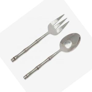 Juego de servir ensalada con diseño de bambú plateado, juego de cucharas para ensalada, servidores de ensalada hechos a mano, acero inoxidable Chapado en plata - Product Image 1