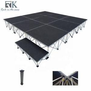 Scène portable d'extérieur en aluminium rapide à monter, 4x4 pieds, avec plateforme en bois et structure en treillis, pour événements - Product Image 1
