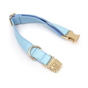 Großhandel Neues Luxuriöses Veganes Rotes Geprägtes PU-Leder und Metall Hundehalsband Leicht Wasserdicht China für Kleine Hunde - Product Image 5