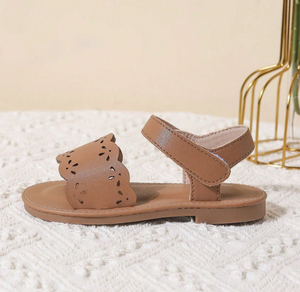 Sandalias de suela blanda con punta abierta para niños; Sandalias de princesa huecas, modernas y retro para niñas - Product Image 4