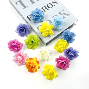 Fleurs de rose artificielles de 5,5 cm de diamètre, décorations artisanales pour mariage, maison, bricolage, kit d'accessoires pour cheveux - Product Image 1
