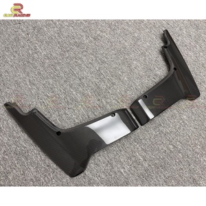 ชุดแต่งมุมกันชนหลังคาร์บอนไฟเบอร์แบบเปียก รุ่น V Style สำหรับ Nissan GTR R35 ปี 2017-2020 สีดำเงา ชิ้นส่วนดิฟฟิวเซอร์มุมรถ - Product Image 2