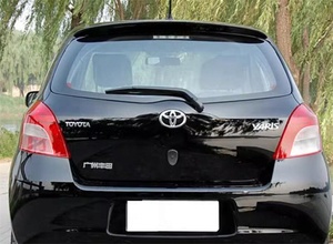 Spoiler posteriore piccolo stile Yaris per Toyota Yaris Hatchback 2008-2013 - Product Image 3