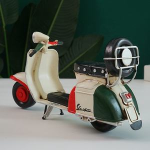 Đồ Trang Trí Bằng Sắt Rèn Xe Tay Ga Thủ Công Bằng Kim Loại Đồ Trang Trí Nhà Cổ Handmade Kim Loại Xe Máy Mô Hình Tỷ Lệ 1:12 - Product Image 4