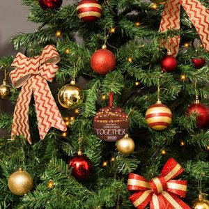 La nostra Prima Di <span class=keywords><strong>Natale</strong></span> Insieme 2020, 3 "Rustico 1st Festa Ricordo Ornamento Di <span class=keywords><strong>Natale</strong></span>, Fidanzato Fidanzata di Quarantena Regalo - Product Image 6