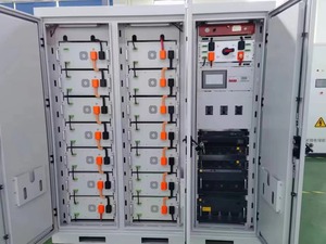 Sistema de Energía Solar Fuera de la Red con Batería de Litio de 1MWh, 30KW-200KW, MPPT, para Estación de Energía Tai - Product Image 2