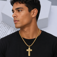 Collier Crucifix Jésus en Acier Inoxydable, Pendentif Croix Catholique pour Hommes, Étanche, Anti-ternissement, Hypoallergénique, Personnalisable OEM
