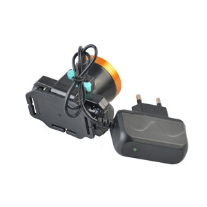 Lampe frontale LED rechargeable Qn-7054 7W avec bandeau réglable, étanche, pour la pêche, l'exploitation minière et les activités de plein air - Product Image 3