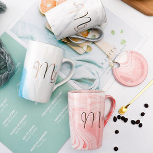 ชุดแก้วกาแฟลายหินอ่อนพร้อมฝาปิดชุดแก้วกา<span class=keywords><strong>แฟ</strong></span>ของขวัญสุดโปรดของขวัญสำหรับธุรกิจของขวัญส่งเสริมการขายดีไซน์ตามสมัยนิยม - Product Image 1