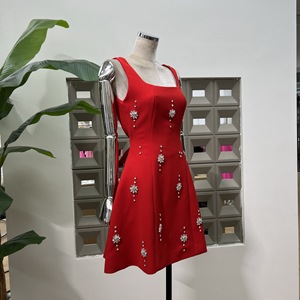 Vendita all'ingrosso di abbigliamento boutique di lusso leggero, nuovo stile estivo, abito da <span class=keywords><strong>donna</strong></span> con scollo quadrato, schiena scoperta e fiocco a <span class=keywords><strong>farfalla</strong></span>. - Product Image 5