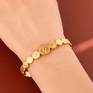 Bracelet manchette en acier inoxydable Canon S501 plaqué or sous vide, motif soleil, bijoux de mode - Product Image 2