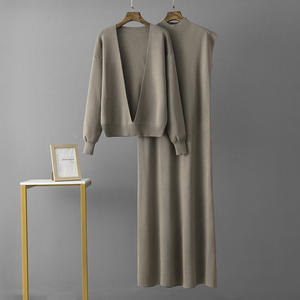 Vente en Gros Ensemble Robe Pull Femme Modeste 2 Pièces Col V Pull Maxi Robes Tricotées Longues Élégantes - Product Image 6