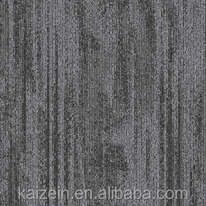 <span class=keywords><strong>Azulejos</strong></span> de alfombra con mechones comerciales, respaldo de polipropileno no tejido para pisos modulares de hogar y oficina - Product Image 2