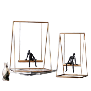 Décorations intérieures modernes en fer, ornements oscillants, sculpture de bureau, accessoires de décoration - Product Image 1