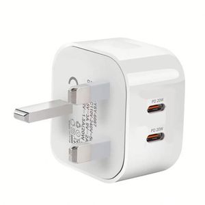 Factory UK PD 40W Dual <b>USB</b>-<b>C</b> 3 Pin Wall <b>Plug</b> QC3.0 <b>USB</b> Type <b>C</b> Charger Socket <b>USB</b> <b>C</b> Power Adapter for Phone 15 16 for For Samsung - Product Image 3