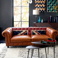 Ensemble de canapés Chesterfield en cuir véritable rétro personnalisé de style mid-century, qualité de luxe, peinture du drapeau anglais pour meubles de canapé d'hôtel