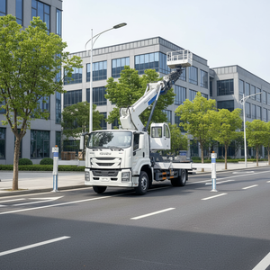 Camion plateforme aérienne diesel ISUZU 4x2, portée 45 m, Euro 6, nacelle élévatrice pour chantiers de construction - Product Image 2