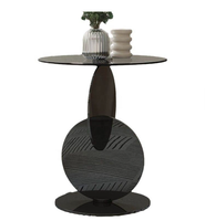 Table basse de luxe en verre et métal pour salon moderne, durable et facile à nettoyer