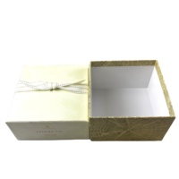 Boîte cadeau en carton recyclable personnalisée, fermeture magnétique, ruban, logo personnalisé, emballage durable pour parfum, bougie, cosmétiques