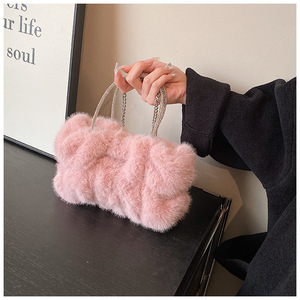 Taladro de mano Bolso esponjoso de invierno Nueva cadena de moda Bolso de hombro plisado oblicuo - Product Image 5