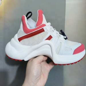 Chaussures de sport pour hommes, originales et luxueuses, nouvelle collection automne-hiver, tendance, à semelle épaisse, rehaussantes, de designer, style basketball. - Product Image 1