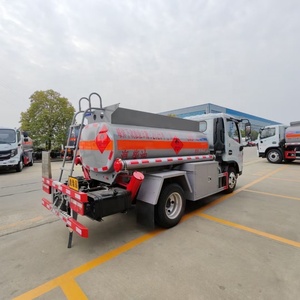 Offre Spéciale Camion-citerne léger 4x2 à 6 roues, mini, 2,5 m³, 3 m³, 3,5 m³, <span class=keywords><strong>prix</strong></span> <span class=keywords><strong>le</strong></span> plus bas - Product Image 6