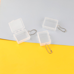 Caja de Joyería de Plástico Transparente con Tapa de Cadena, Organizador de Almacenamiento para Aretes y Anillos, Capacidad de 0-1L, Plating Spring 2024, Origen Yiwu - Product Image 1