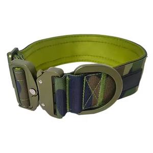 Venta caliente de buena calidad <span class=keywords><strong>Collar</strong></span> de perro cómodo Nuevo <span class=keywords><strong>Collar</strong></span> de perro colorido Hebilla de aleación de aluminio <span class=keywords><strong>Collar</strong></span> de perro con luz LED - Product Image 2