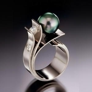 Anello da cocktail geometrico F061 con perla naturale incastonata a griffe per donna, anelli alla moda da matrimonio - Product Image 1