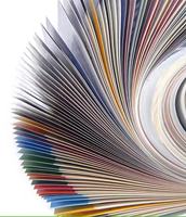 Vente en gros de livres et catalogues à couverture souple imprimés en offset sur papier d'art personnalisé, en couleur, avec estampage à chaud et gaufrage