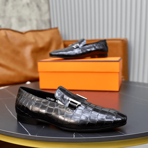 Zapatos Oxford de cuero de vaca de grano completo con entresuela de caucho/látex, suela de caucho y forro de tela para todas las estaciones, con espuma para un confort óptimo. - Product Image 3