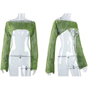Vente en gros de hauts courts pour femmes, personnalisés, de haute qualité, sexy, dos nu, ajourés, style boléro, à manches longues, en tricot et crochet, coupe smock - Product Image 3