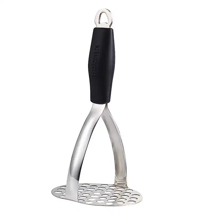 Source Stainless Steel Potato Masher Professional Integrated Masher Kitchen  Tool & Food Masher Potato Smasher with Silicone Handle on m.