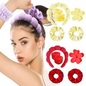 Lindo Conjunto de Diadema y Pinza para el Cabello con Diseño de Nube de Flores, Accesorios para el Cabello de Plástico para Mujer, Estilo Dulce, Diadema de Princesa para Bodas y Fiestas, Regalo - Product Image 1