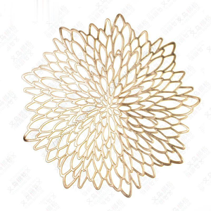 Mantel Individual Decorativo para Mesa de Cocina LJJZH395, Mantel Individual de PVC Dorado Hueco con Forma de Flor para Decoración - Product Image 1