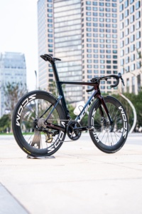 Cadre de vélo de route aérodynamique en fibre de carbone de qualité supérieure SK02 compatible DURA-ACE, passage des câbles interne, couleur personnalisée, vélo de course professionnel 24 vitesses - Product Image 4