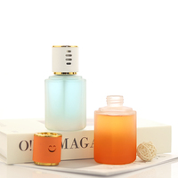 Bouteille de diffuseur d'aromathérapie d'huile essentielle de luxe personnalisée 130ML bouteille en verre recyclable de couleur dégradée