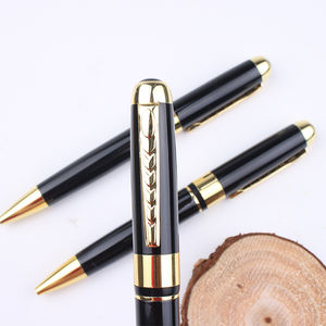 Stylo bille personnalisé de haute qualité avec logo, noir et or, pointe 1,0 mm, en métal durable - Product Image 3