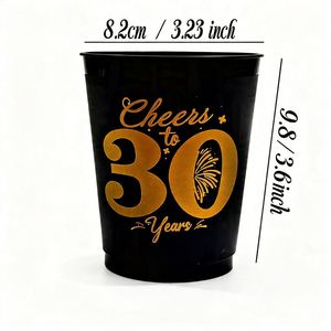 Celebración de 30 Años - Juego de 12 Vasos de Plástico Negros y Dorados con Impresión Digital para Fiestas de Cumpleaños - Product Image 5
