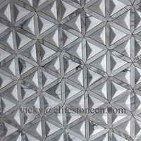 Mosaïques de marbre populaires de décor de cuisine de luxe Mosaïque de marbre d'or de Calacatta pour la décoration intérieure