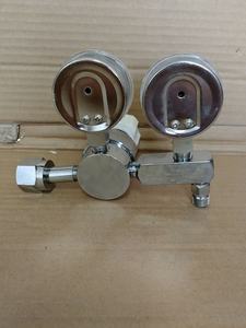 Regulador de Oxígeno Profesional Médico de Latón <span class=keywords><strong>CGA540</strong></span> con Presión Máxima de Entrada de 3000 psi y Salida DISS para Cilindro - Product Image 5