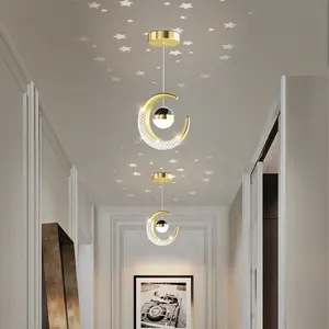 Lampadario a forma di luna in acrilico trasparente soggiorno lampada a sospensione a LED camera da letto cucina creativa oro dorato nero