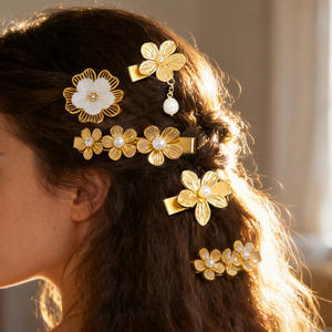 Pinzas para el Cabello de Acero Inoxidable con Perlas y Flores, Pinza para la Nariz con Punta Dorada, Accesorio Diario para Mujer FS71015 - Product Image 1