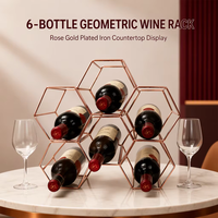 Range-bouteilles hexagonal en métal sur pied pour bar à domicile