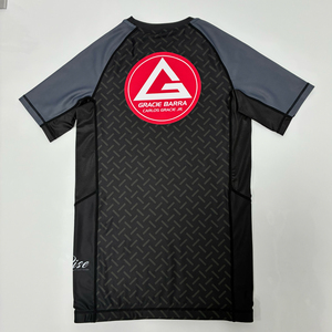 Ensemble 2 pièces de compression MMA pour hommes : Rashguard avec empiècements en mesh + Short de combat respirant pour l'entraînement estival (vente en gros) - Product Image 2