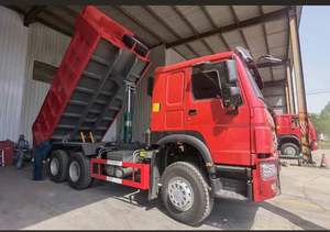 Camión Volquete HOWO 6X4 Usado, 90% Nuevo, Motor Weichai, Capacidad de Caja de 2.8m, Caja de Cambios y Bomba - Product Image 2