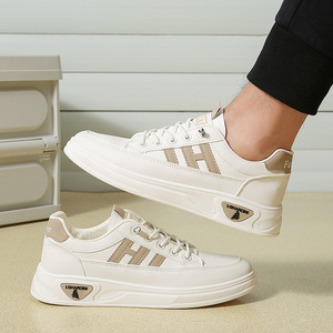Baskets blanches à plateforme pour hommes, bout rond, à lacets, avec empeigne synthétique rembourrée, semelle extérieure en caoutchouc, toutes saisons, style chunky - Product Image 1