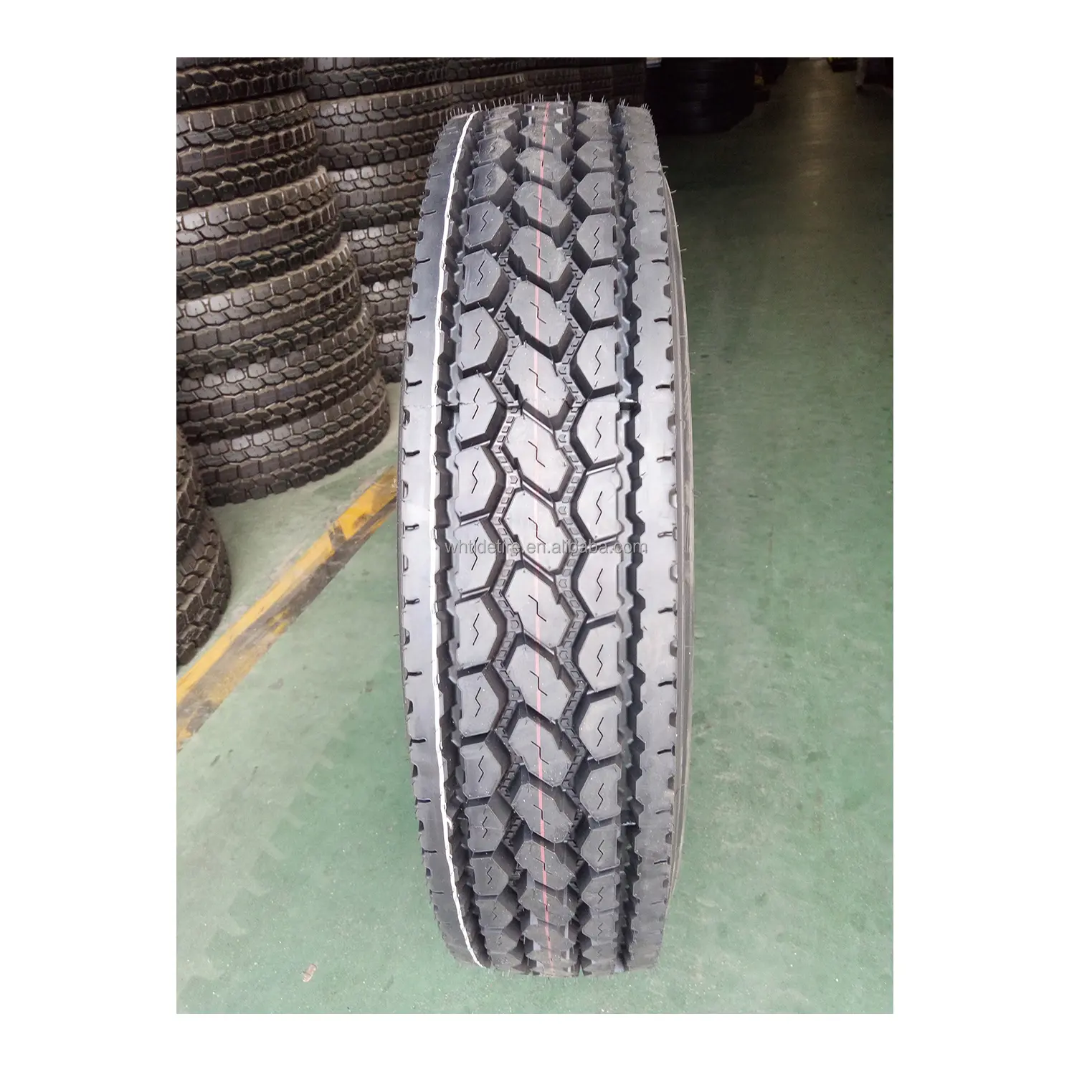 Vendita calda pneumatici per camion 275 70 r22.5 285 75 r24.5 295 80 r22.5 pneumatico tubeless pneu